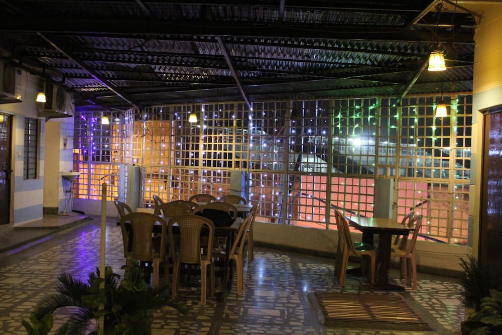 HOTEL AJAY INTERNATIONAL 33/46