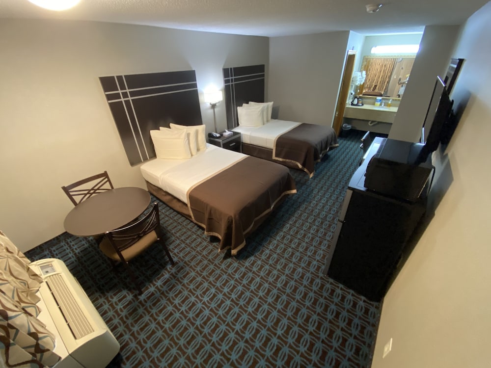 Deluxe Inn Fayetteville 23/61