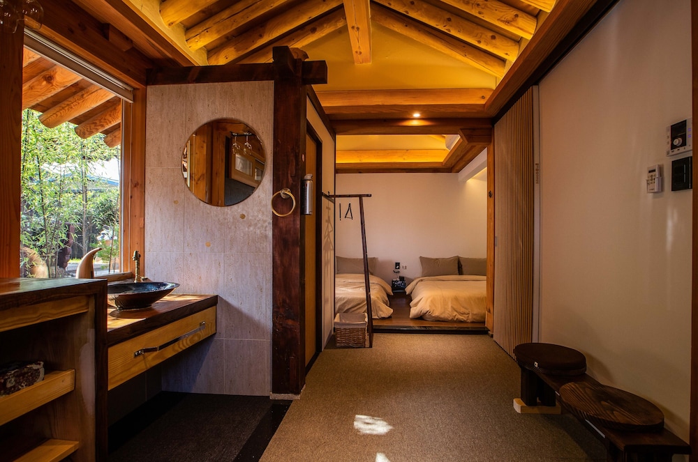 Soi Hanok Stay 35/50