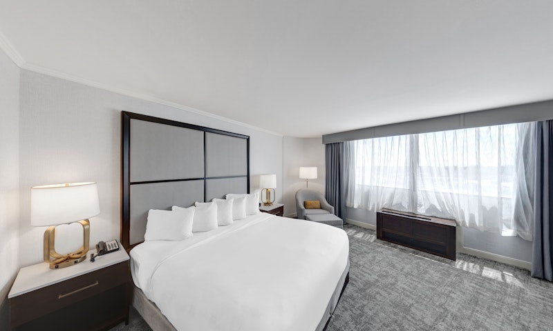 Hilton Chicago/Oak Lawn 10/76