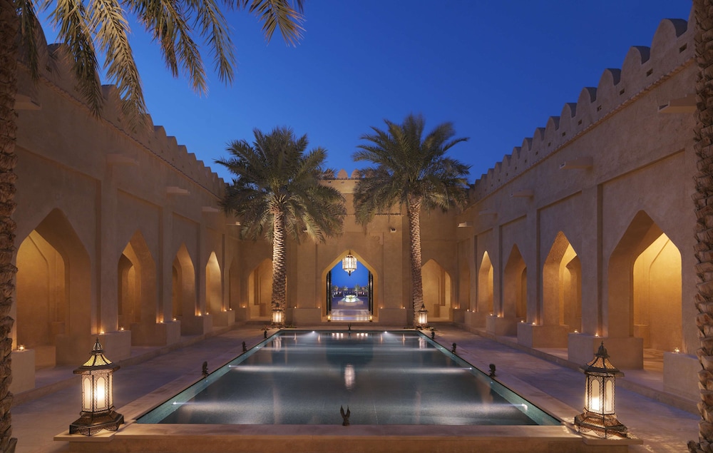 swimming pool spa
