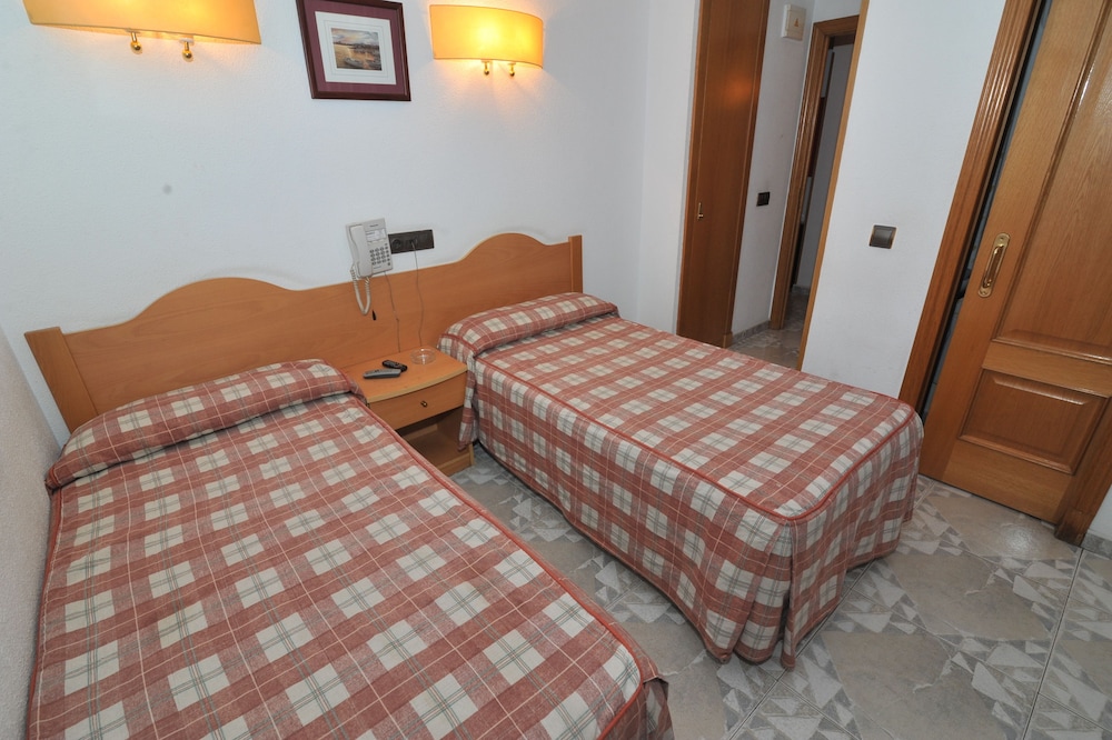 HOSTAL GOYMA II 11/34
