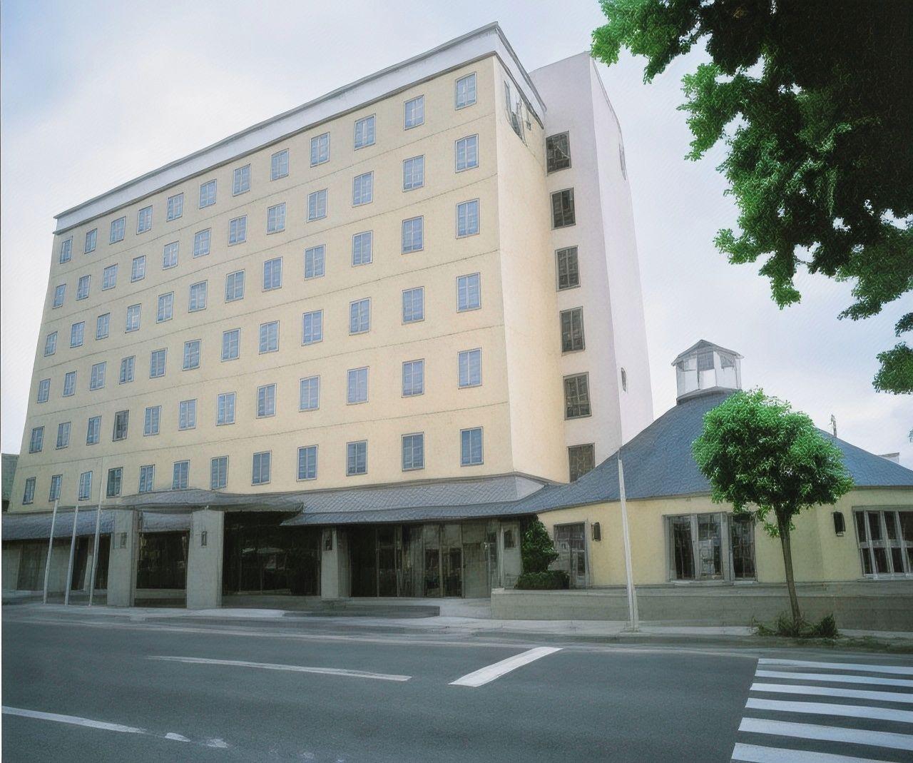 Hotel Sunroute Patio Goshogawara 3/22
