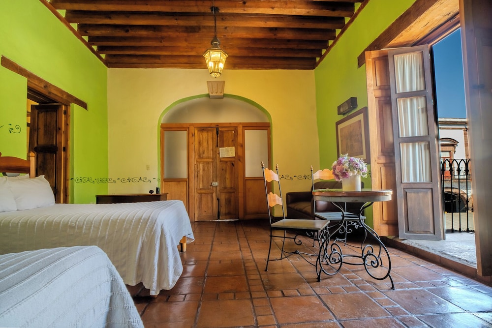Hotel Casa del Refugio 26/54