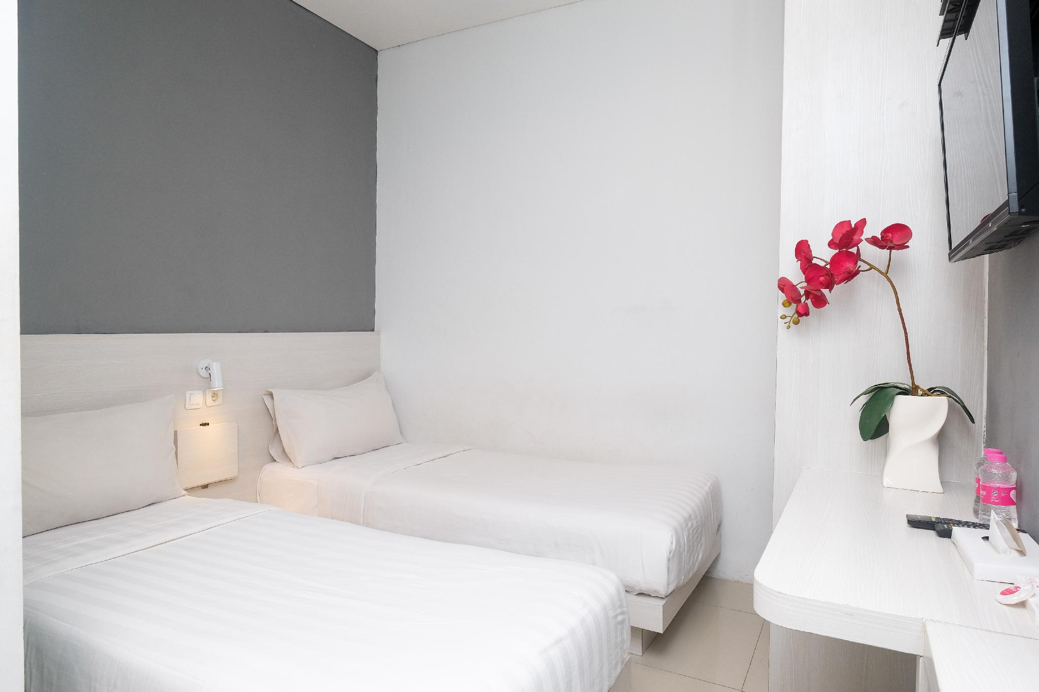 Room, Twin Beds
