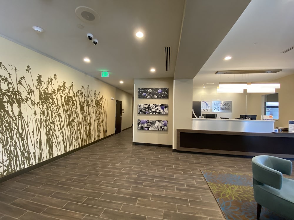 Sleep Inn & Suites Great Falls Airport 12/48