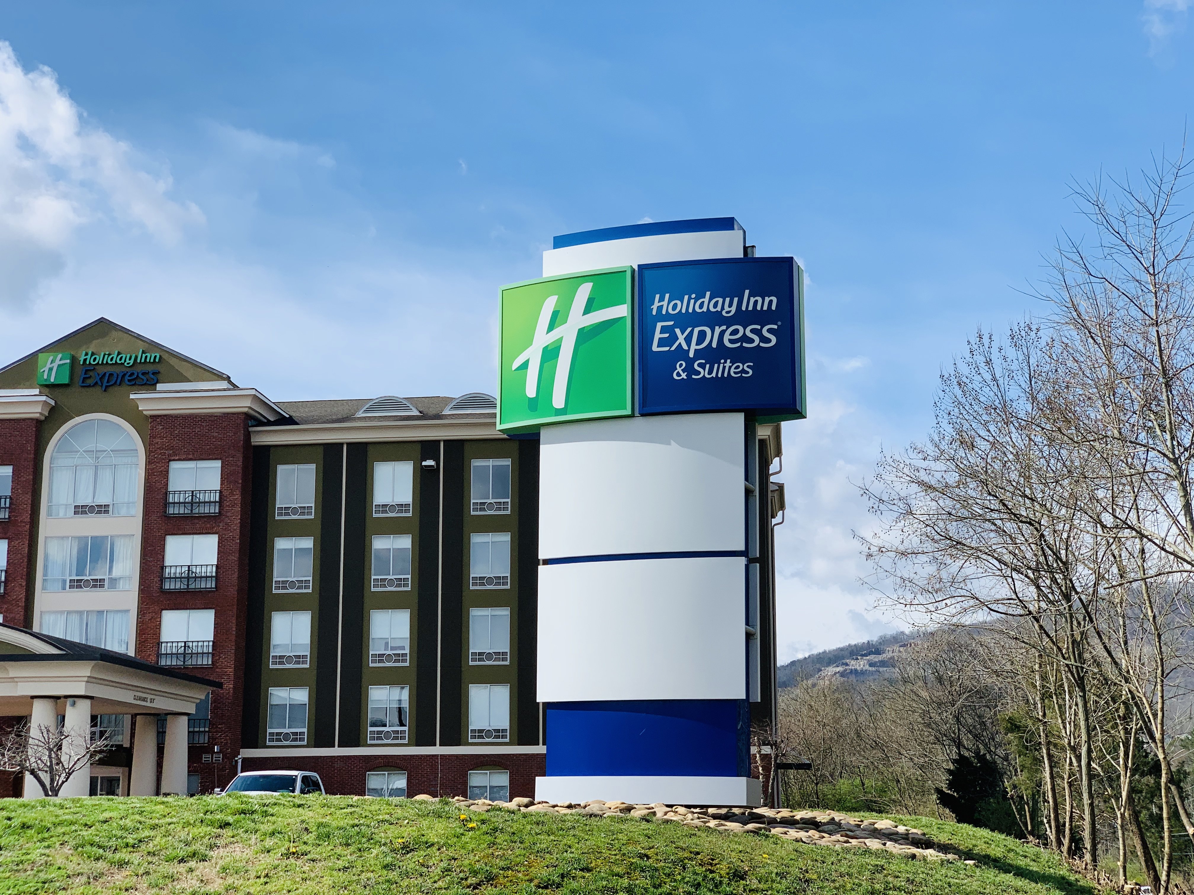 Holiday Inn Express Hotel And Suites Chattanooga At Lookout Mtn Tn 3/47