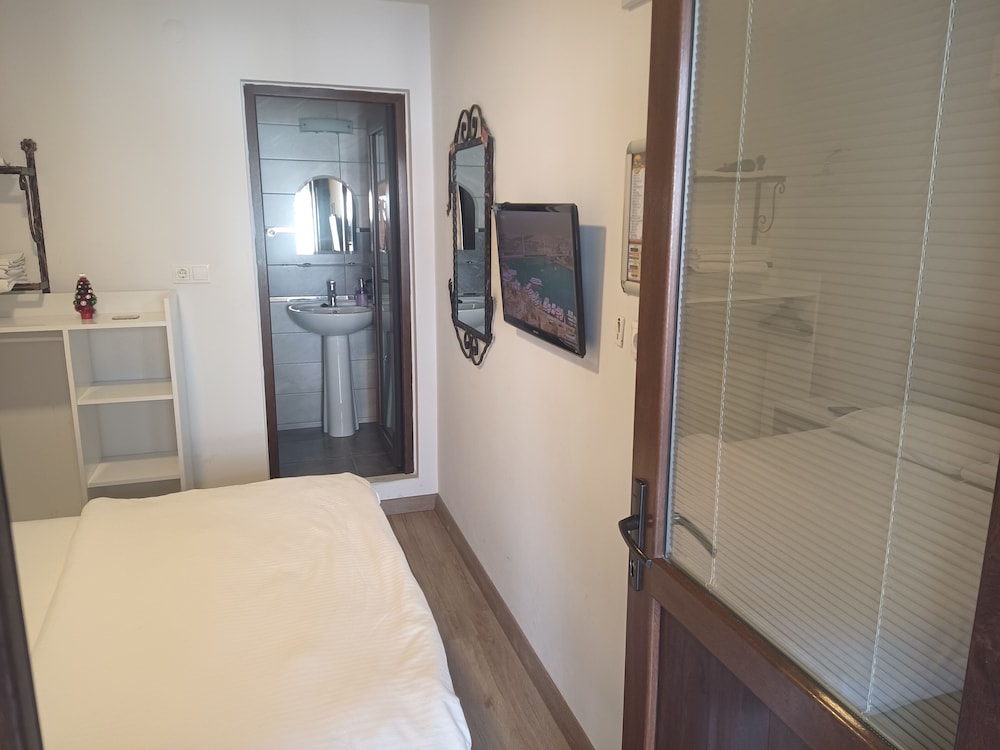 Ena Serenity Boutique Hotel 30/73