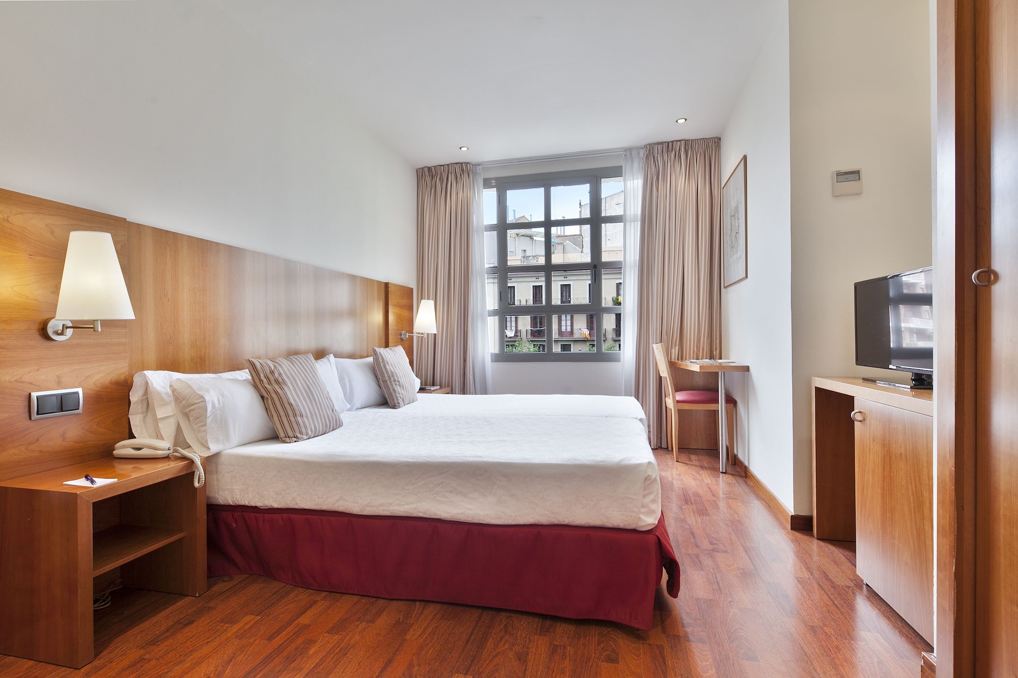 STANDARD, DOUBLE BED