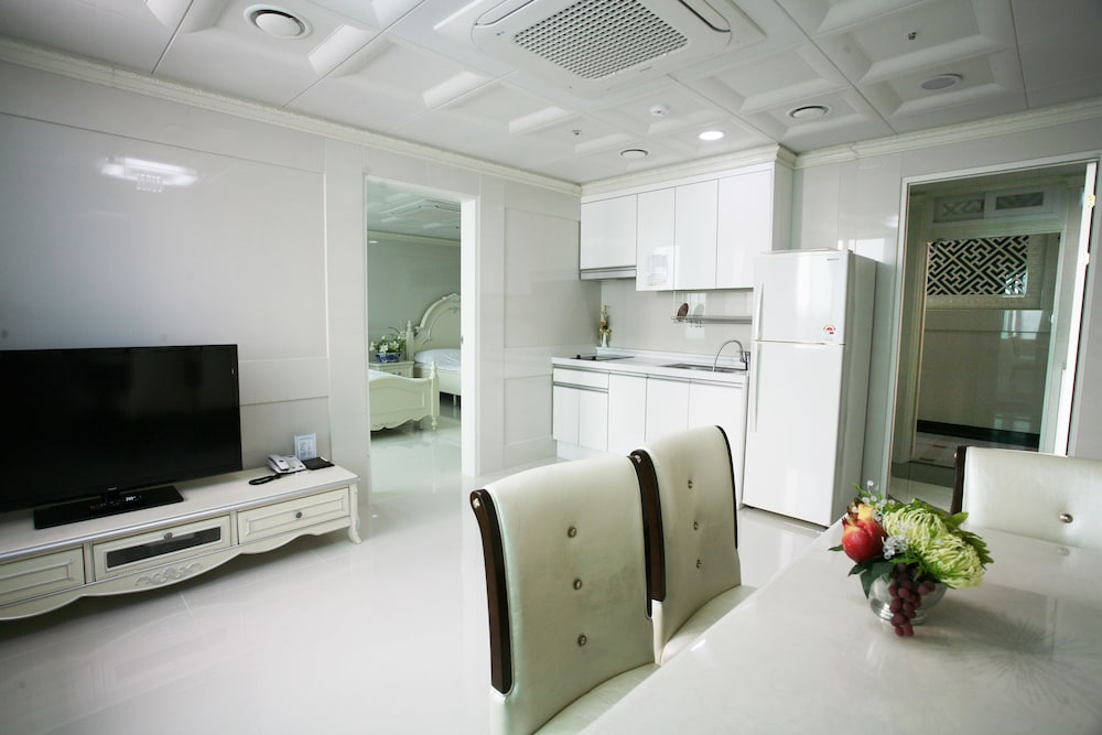 Lobby at Donghae Boyang Hot Spring Convention Hotel, DONGHAE