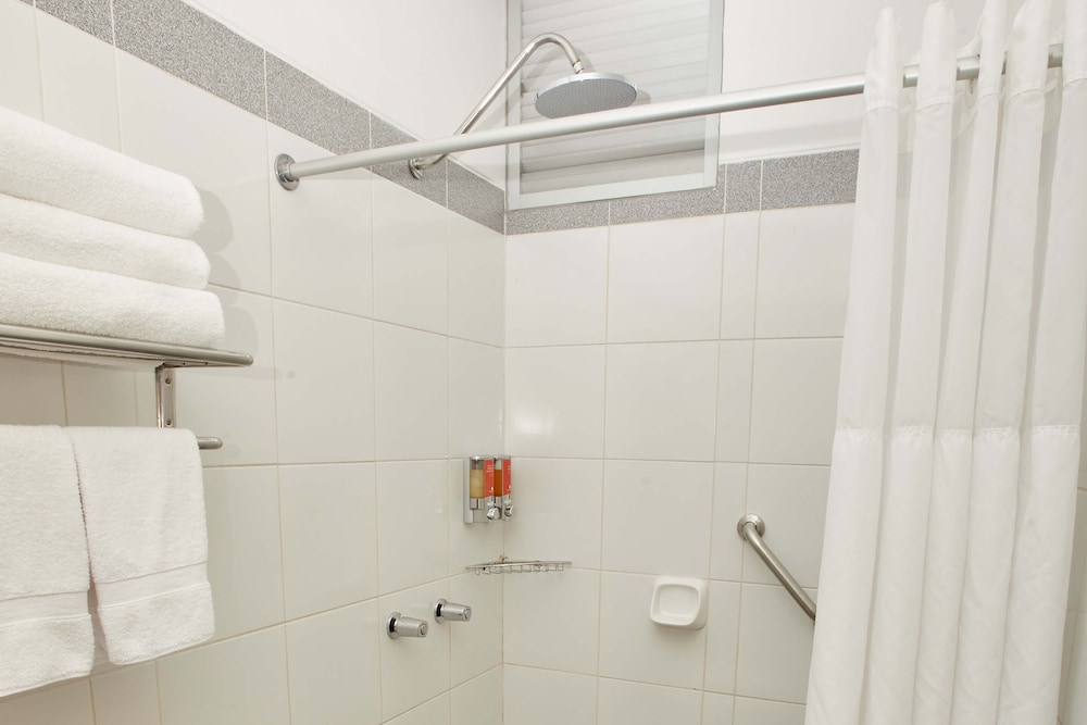 CASA ANDINA STANDARD PUNO 25/81