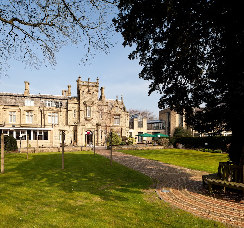Mercure Bradford Bankfield Hotel 49/50
