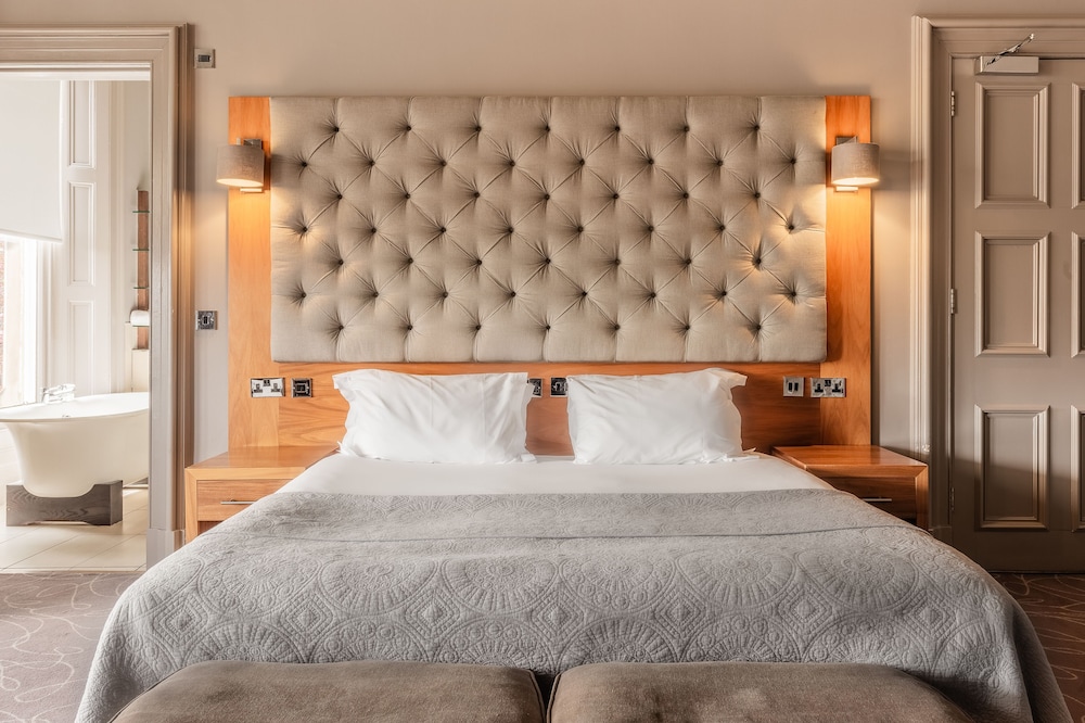 Murrayfield Hotel 13/67
