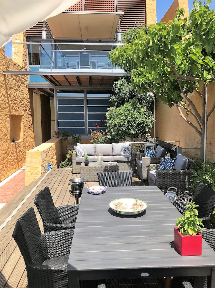 Ravdoucha Epavlis - Villa Athina 48/50