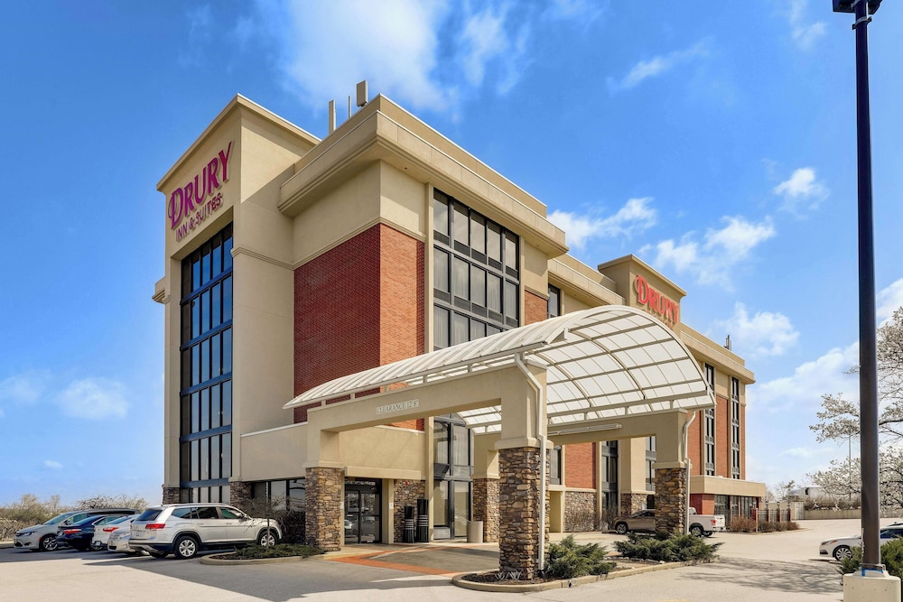Drury Inn and Suites St Louis St Peters 46/50