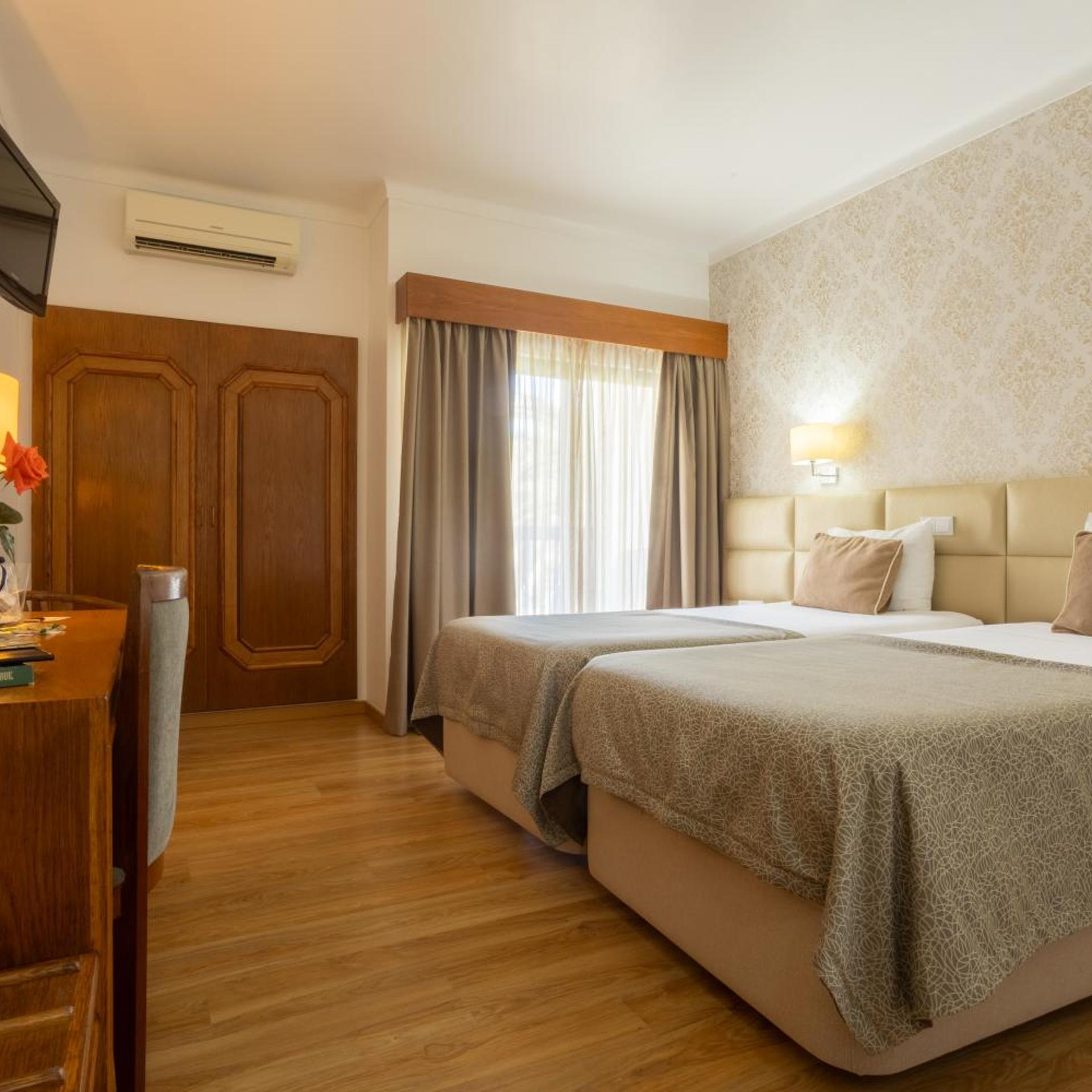 Room, Single, Hotel Sao Jorge Garden 4/10