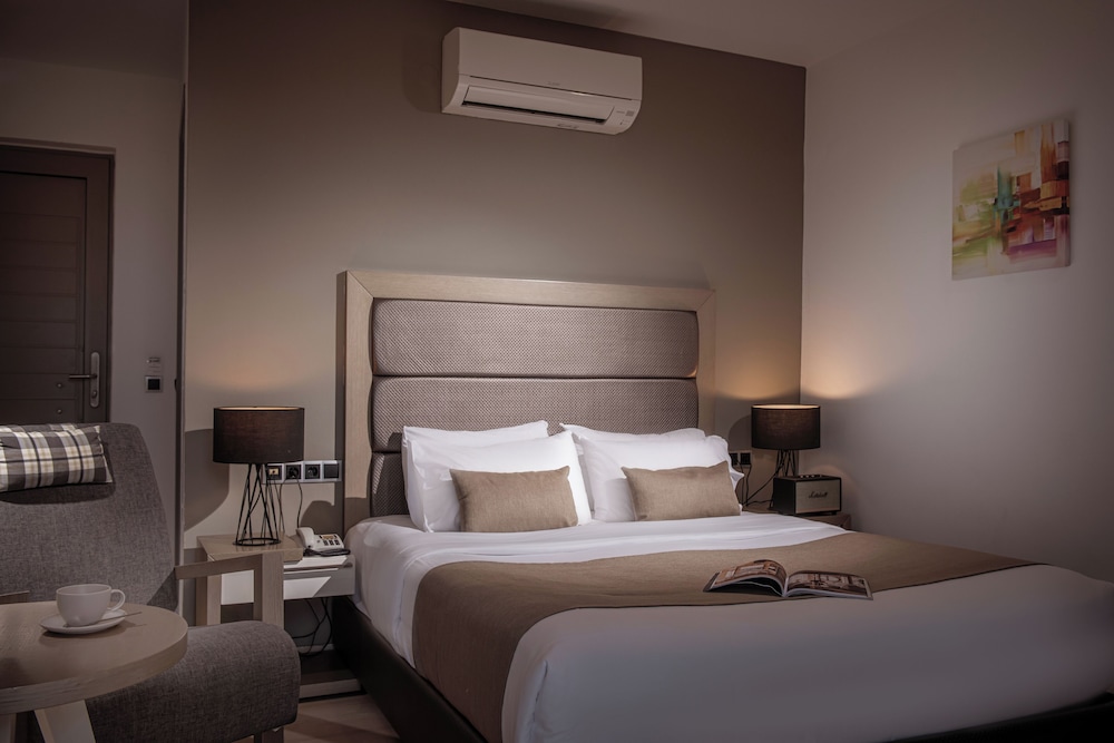 Mini, Double Bed, Sea View, Balcony