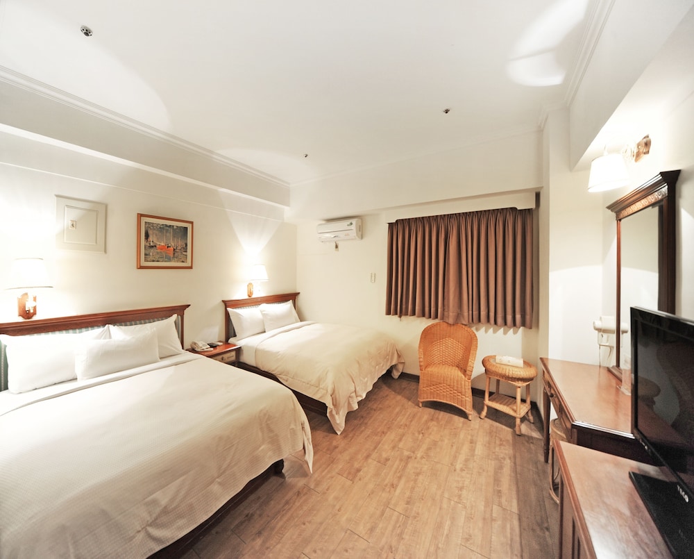 Kenting Holiday Hotel 6/25
