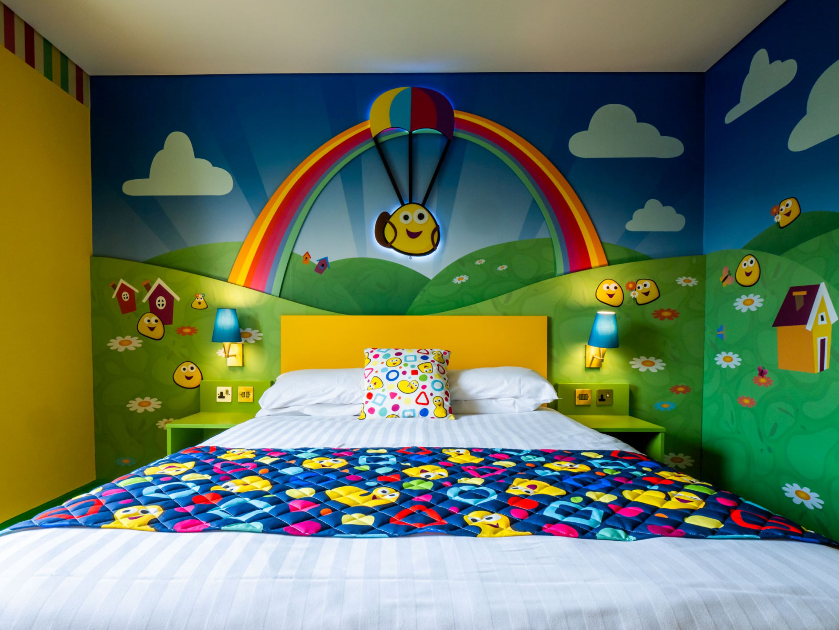 Alton Towers Hotel 82/94