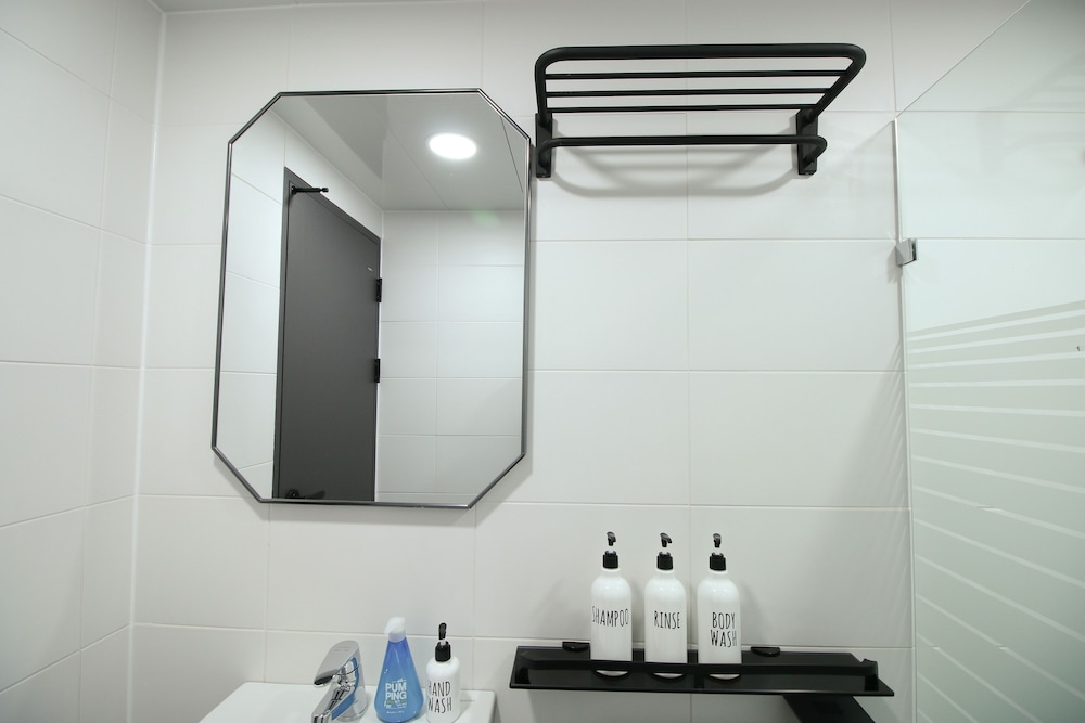 Heima Guesthouse Hongdae 25/26