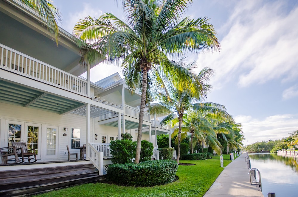 Coral Lagoon Resort Villas &amp; Marina by Keys Caribbean 46/50