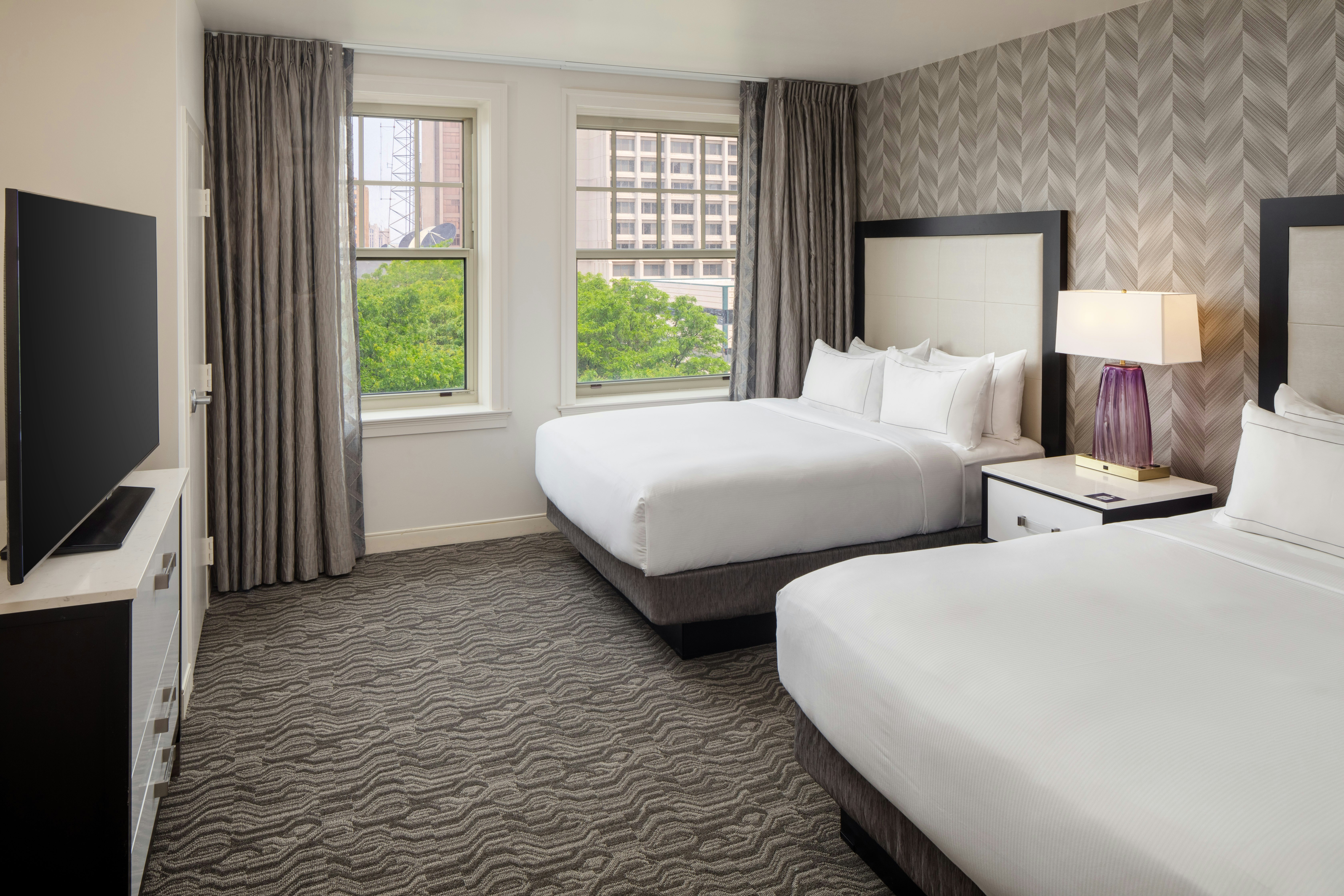 2 ROOMS, SUITE, 2 QUEEN BEDS