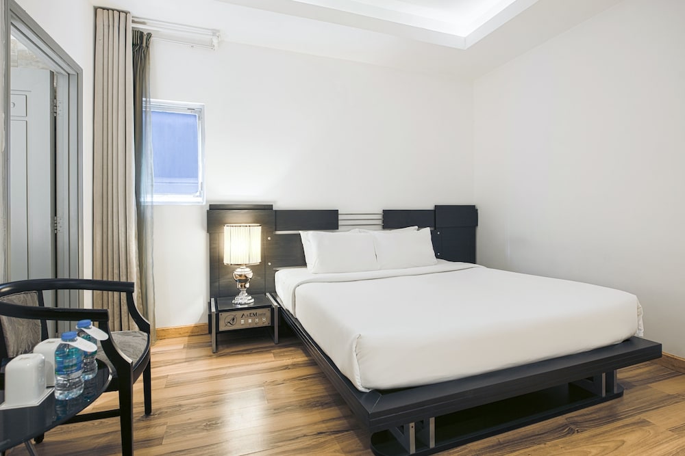 SUPERIOR, DOUBLE BED