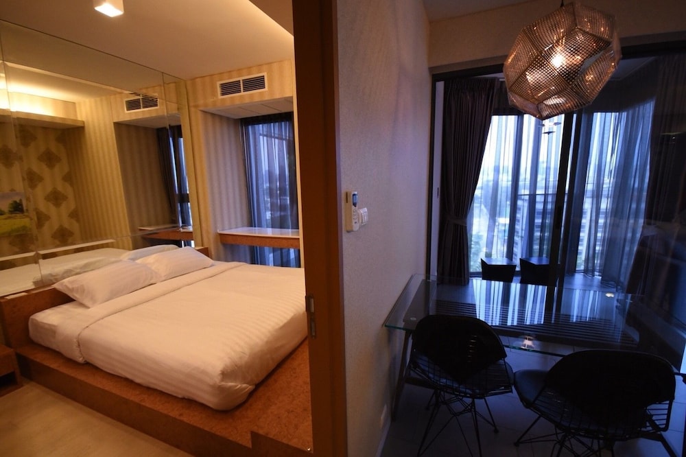 Boonrumpa Condotel 12/64