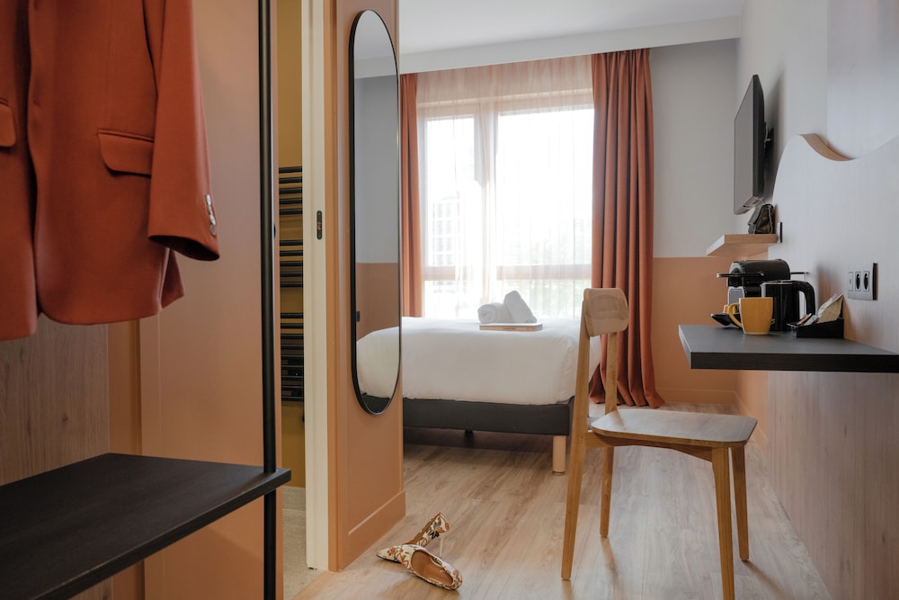 جناح متصل بسرير كوين وسريرين منفصلين، All Suites Hotel Paris Pleyel L’Ile Saint Denis 7/10