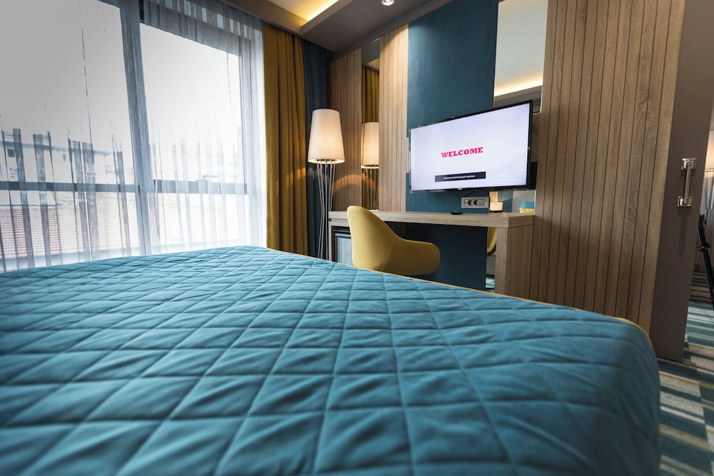 Keykan Hotel 5/29