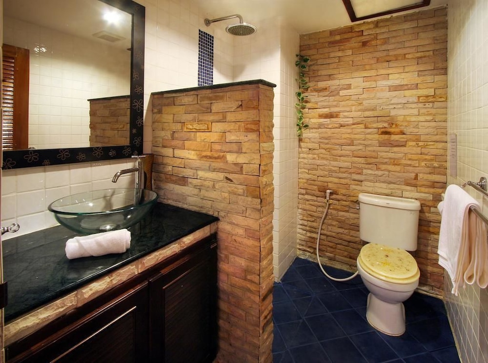 Baan Suay Hotel 22/40