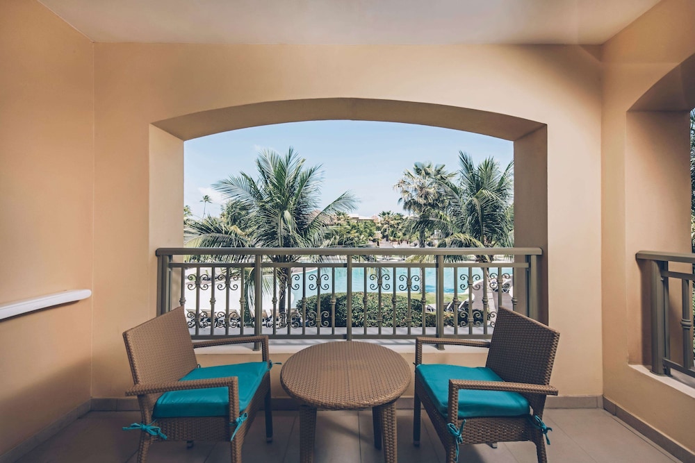 Iberostar Waves Bahia 33/61
