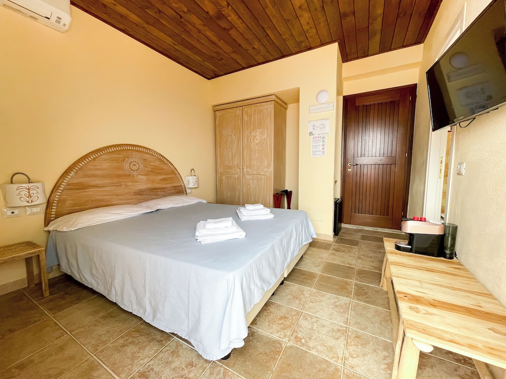 HOTEL COSTA PARADISO 3/45