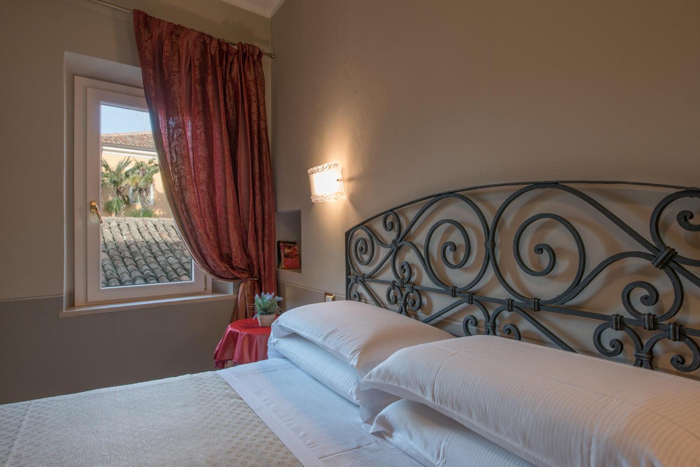 1 Bedroom, Apartment, Balcony, Separate Building