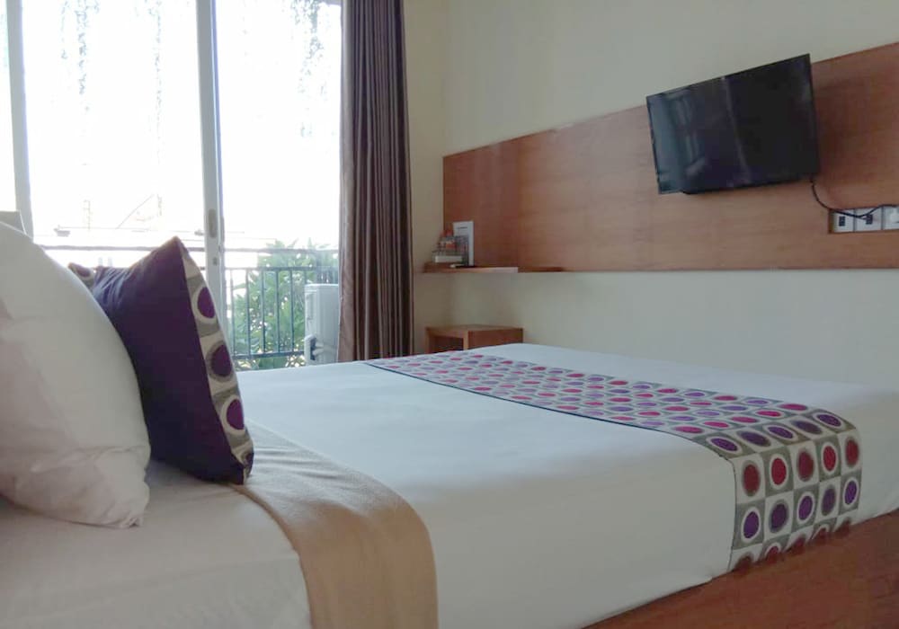 Hotel Mandari 32/65
