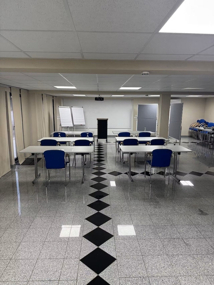 Seehotel Forst 33/49