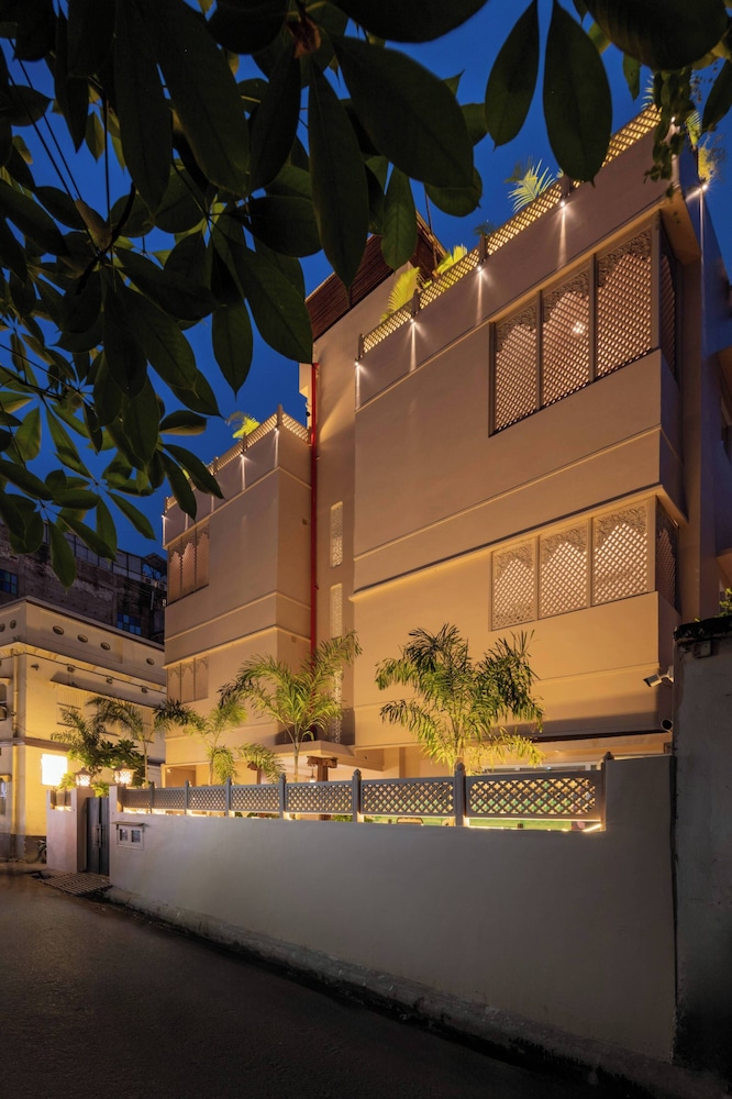 juSTa Luxe Kashi Parampara, Varanasi 63/67