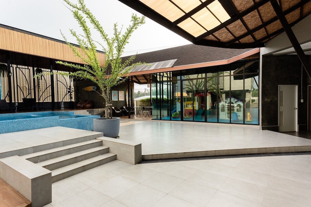 Ps Sriphu Hotel 39/68