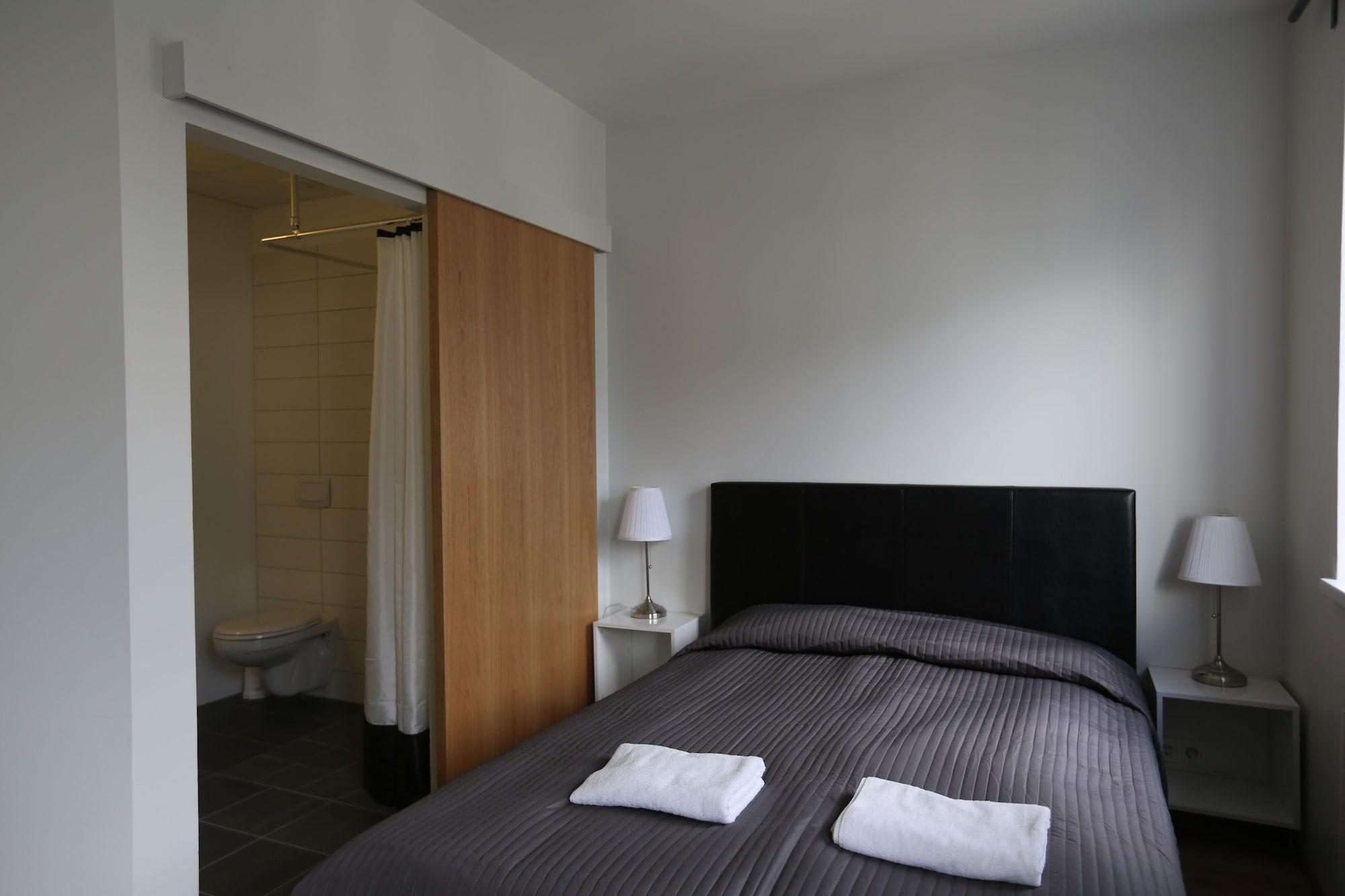 City, Double Bed, Private Bathroom