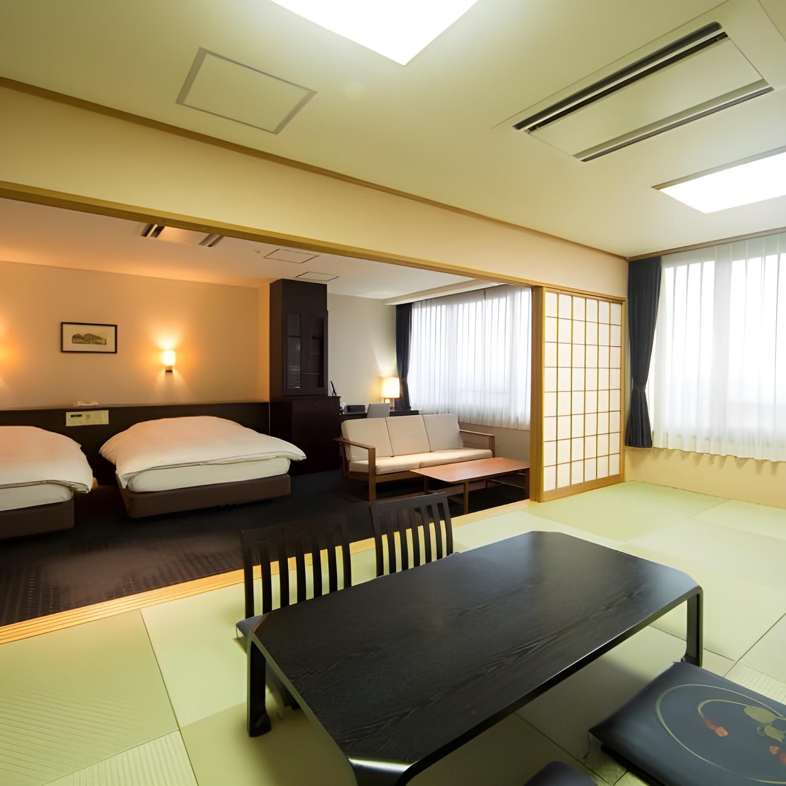 Semi Western, Special, Style, High Floor