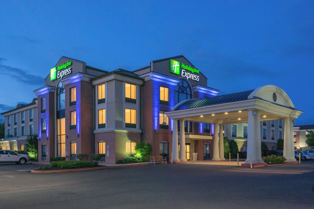 Holiday Inn Express Hotel Suites Quakertown 4/76