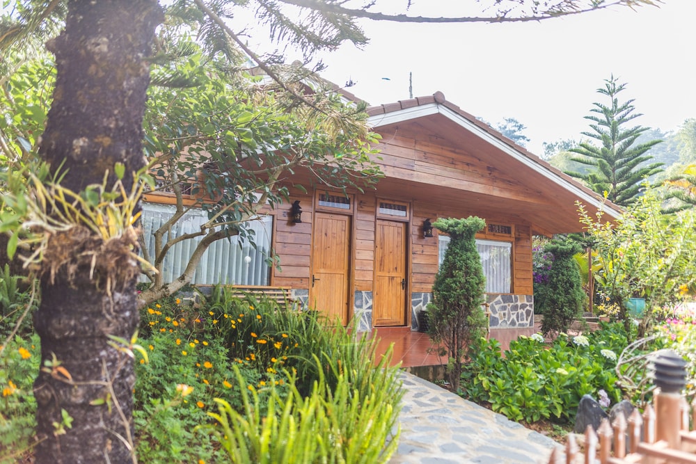 Zen Valley Dalat 8/68