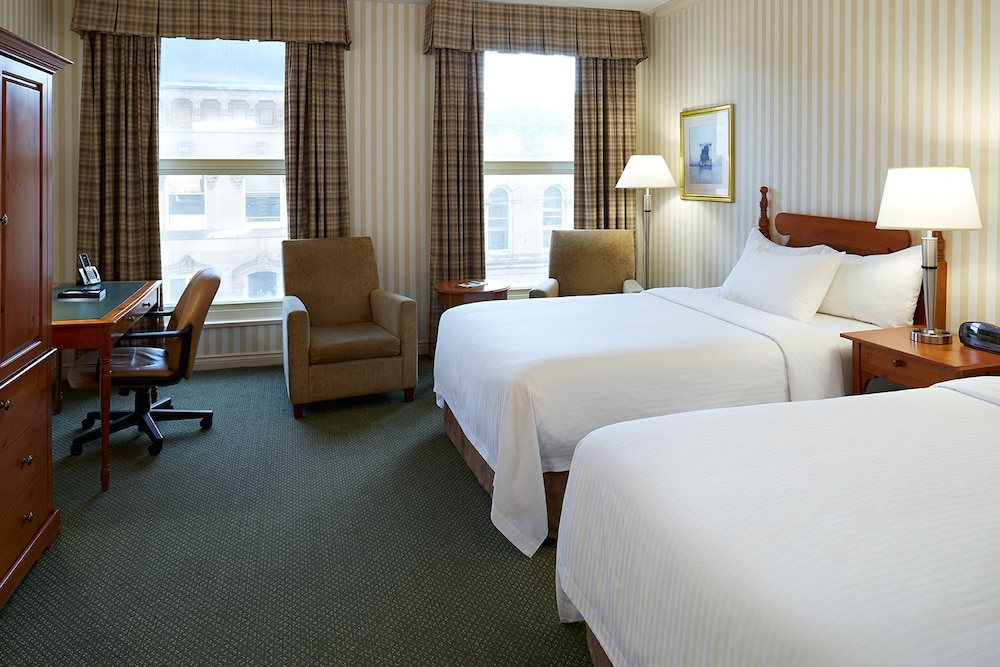 The Barrington Hotel 14/40