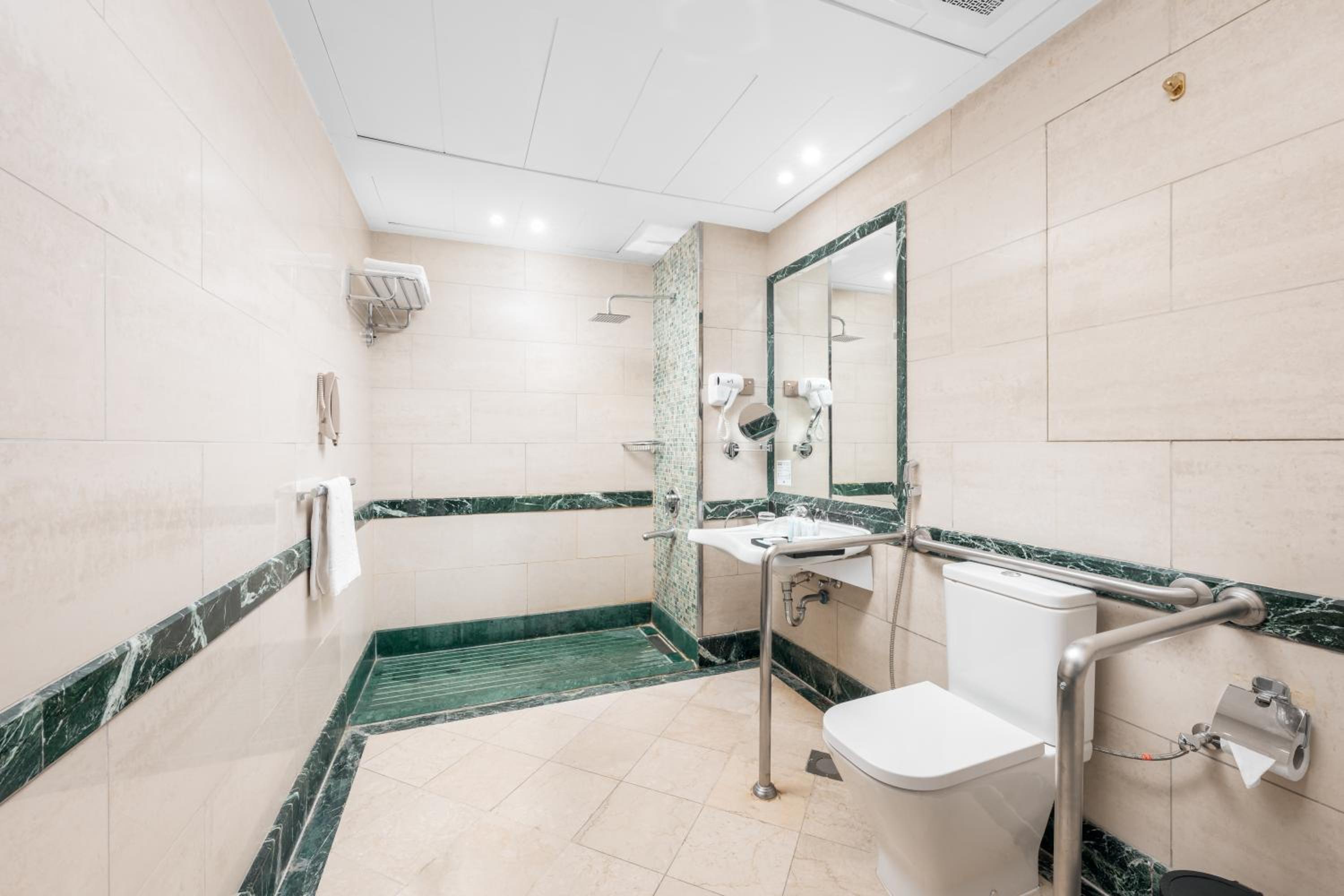 Kingsgate Hotel Deyar 31/31