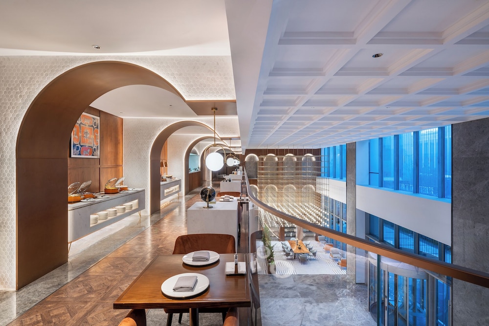 Novotel Shanghai Baoshan Jiusi 24/46