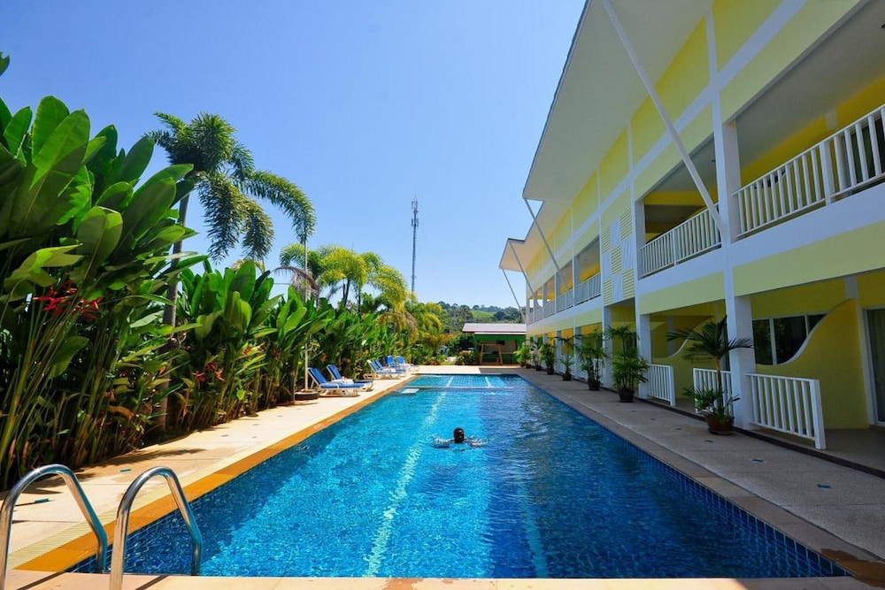 Phuket Airport Sonwa Resort 37/39