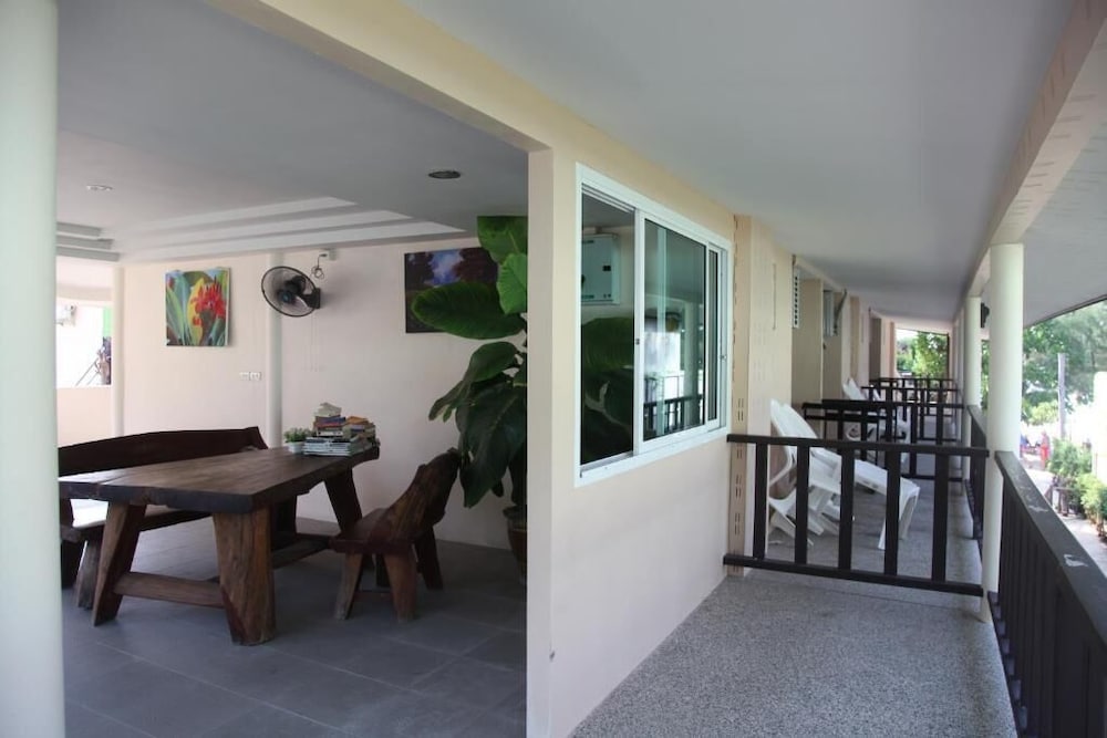 Naiyang Seaview Place 19/33