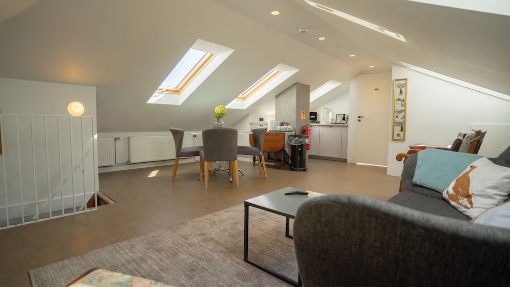 FREYJA GUESTHOUSE & SUITES 32/47
