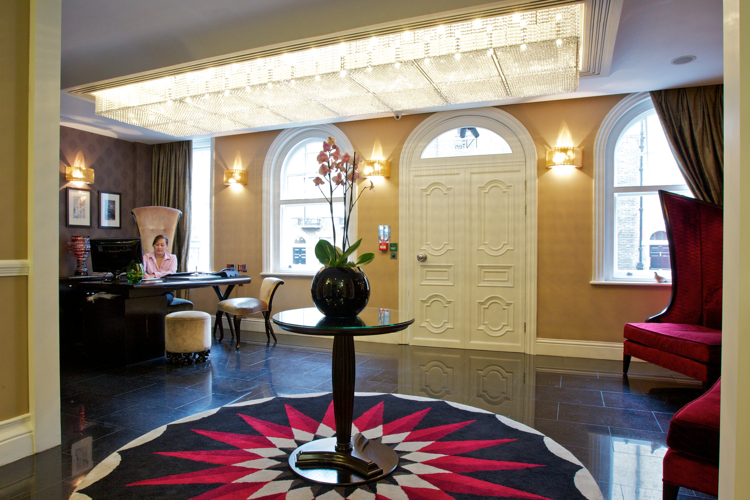 Ten Manchester Street Hotel 2/56