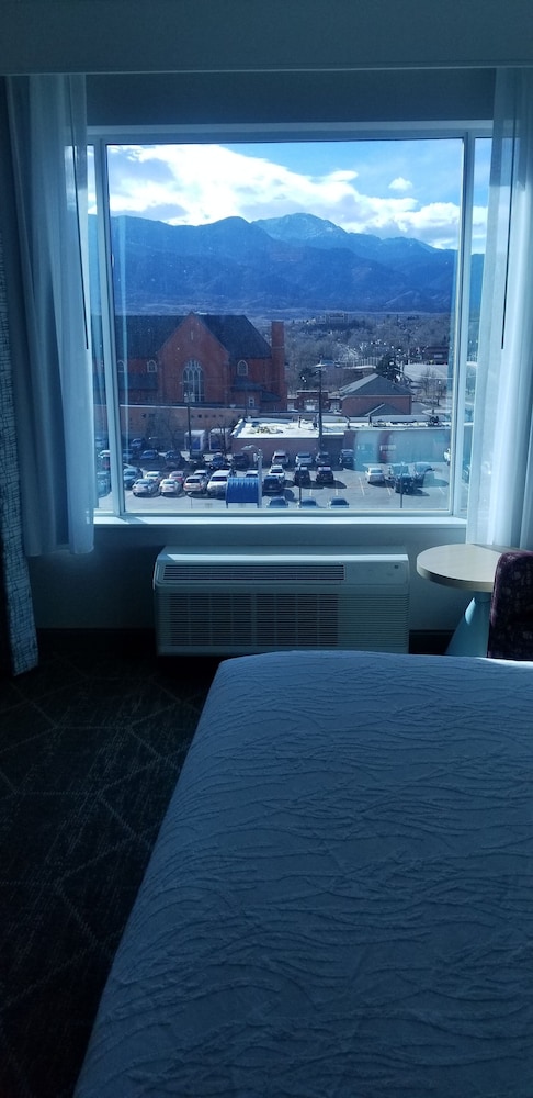 Hilton Garden Inn Colorado Springs Downtown 12/33
